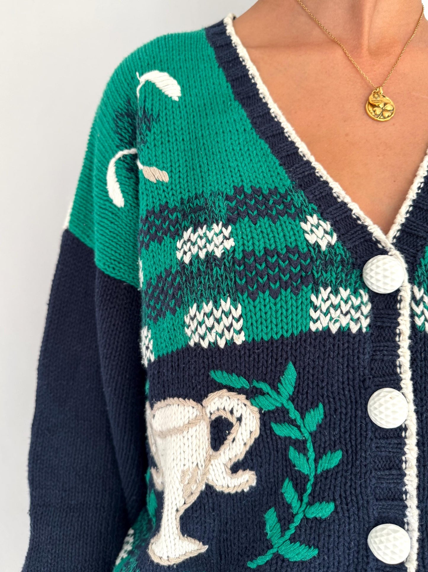 90s vintage novelty golf print embroidered hand knit cardigan – large | 3D golfing plaid unique funky button up sweater