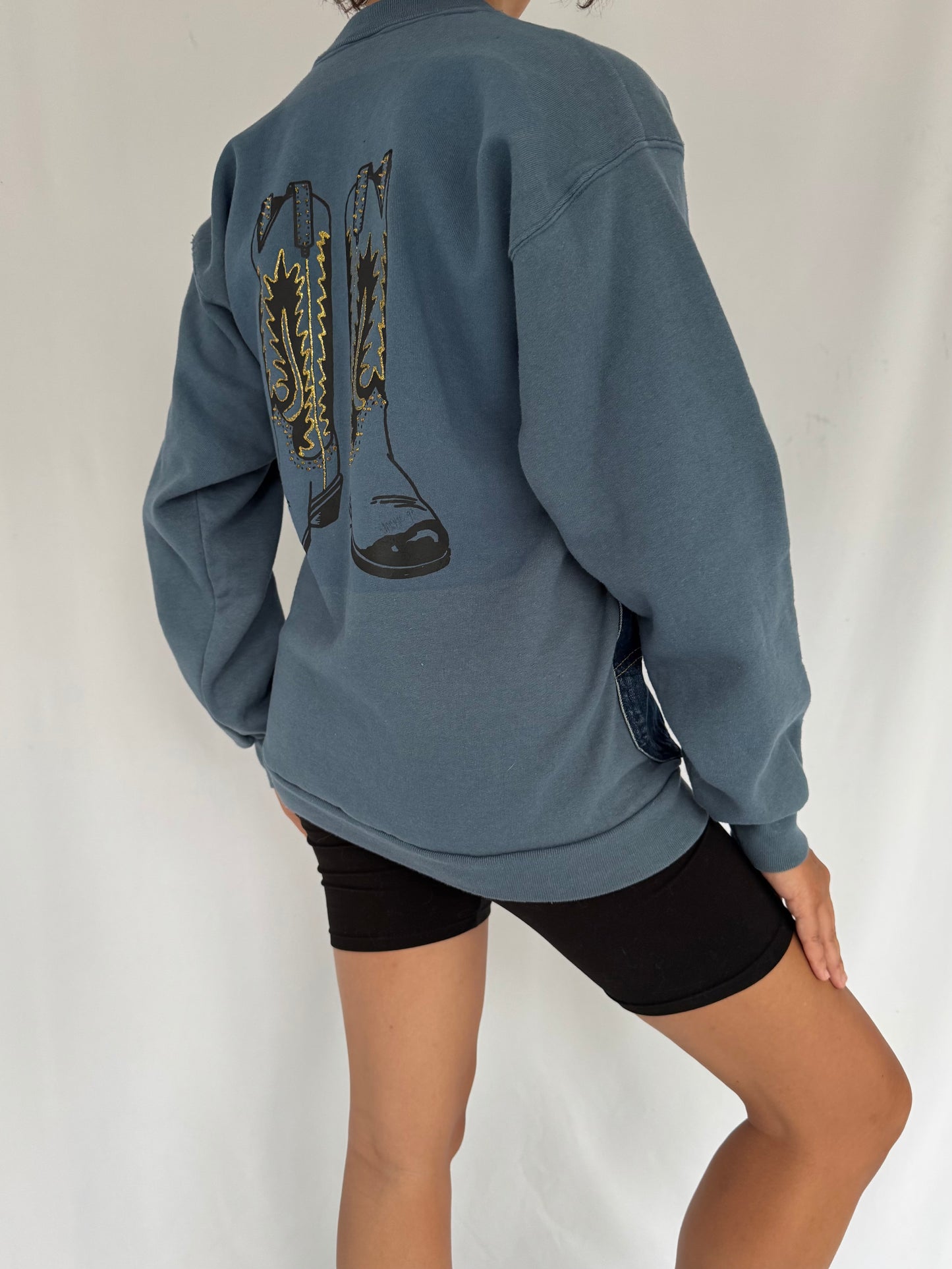 90s vintage blue western denim reworked embroidered pullover sweater – medium | novelty southwestern crewneck sweatshirt