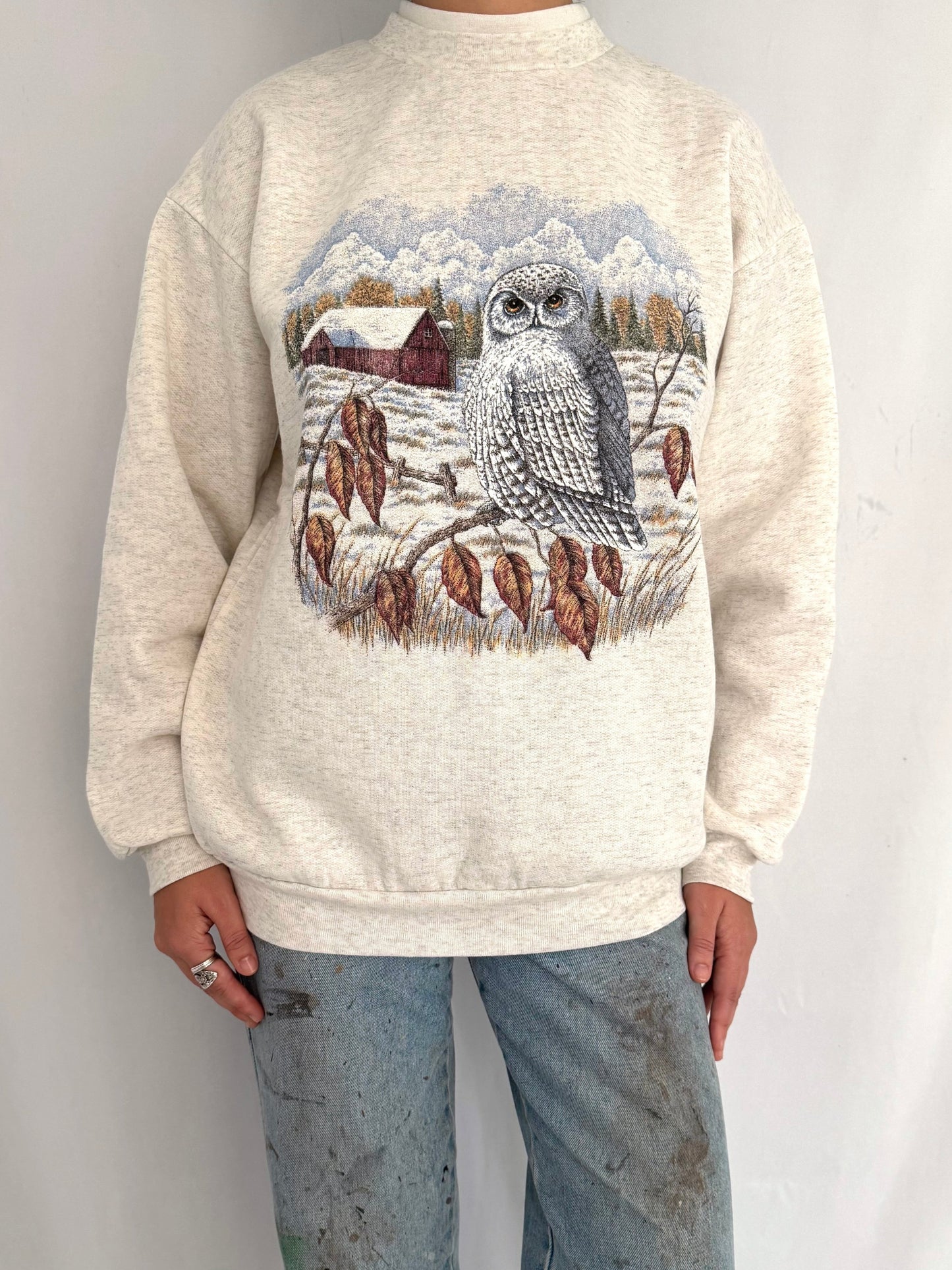 90s vintage grey outdoor nature scene owl bird graphic pullover sweatshirt – medium | cottage country cotton collared sweater
