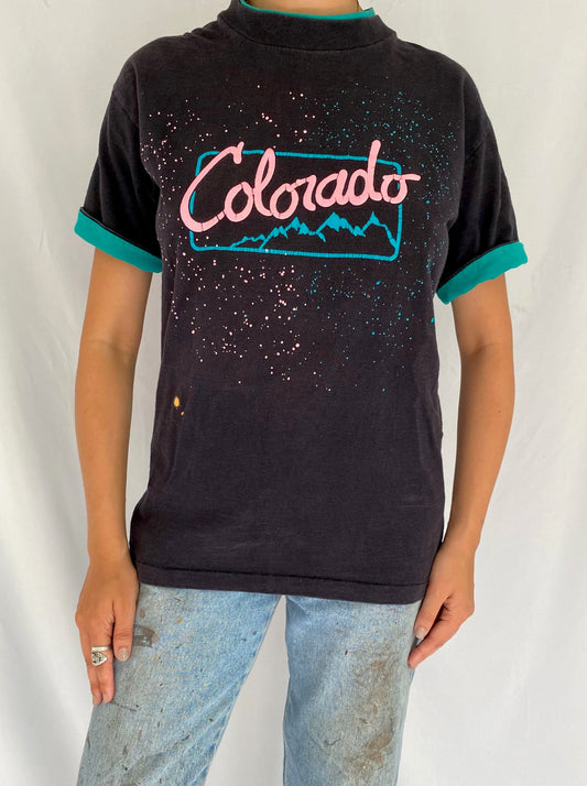90s vintage black Colorado short sleeved graphic tee shirt