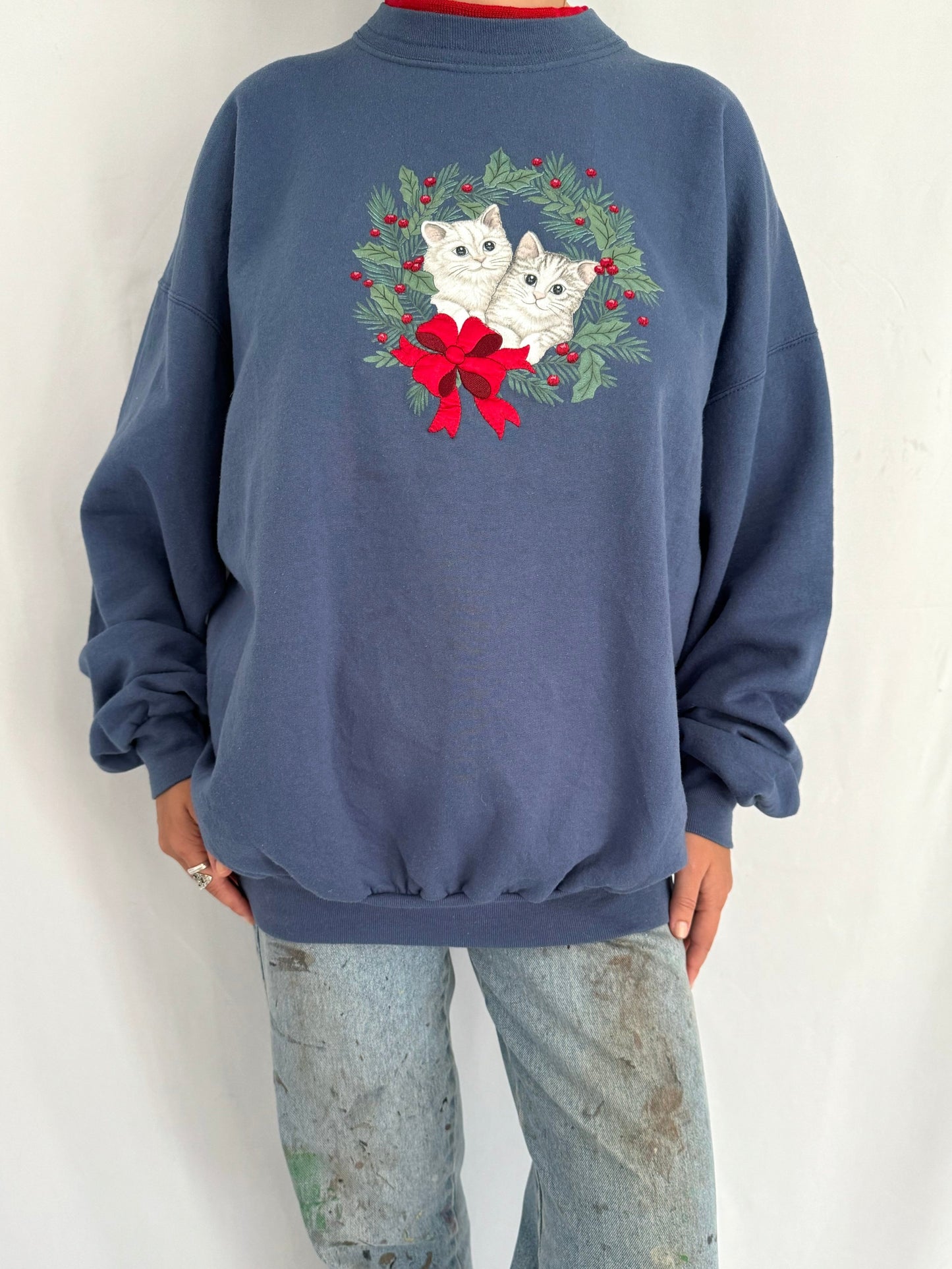 90s vintage blue winter holiday kittens graphic pullover sweatshirt