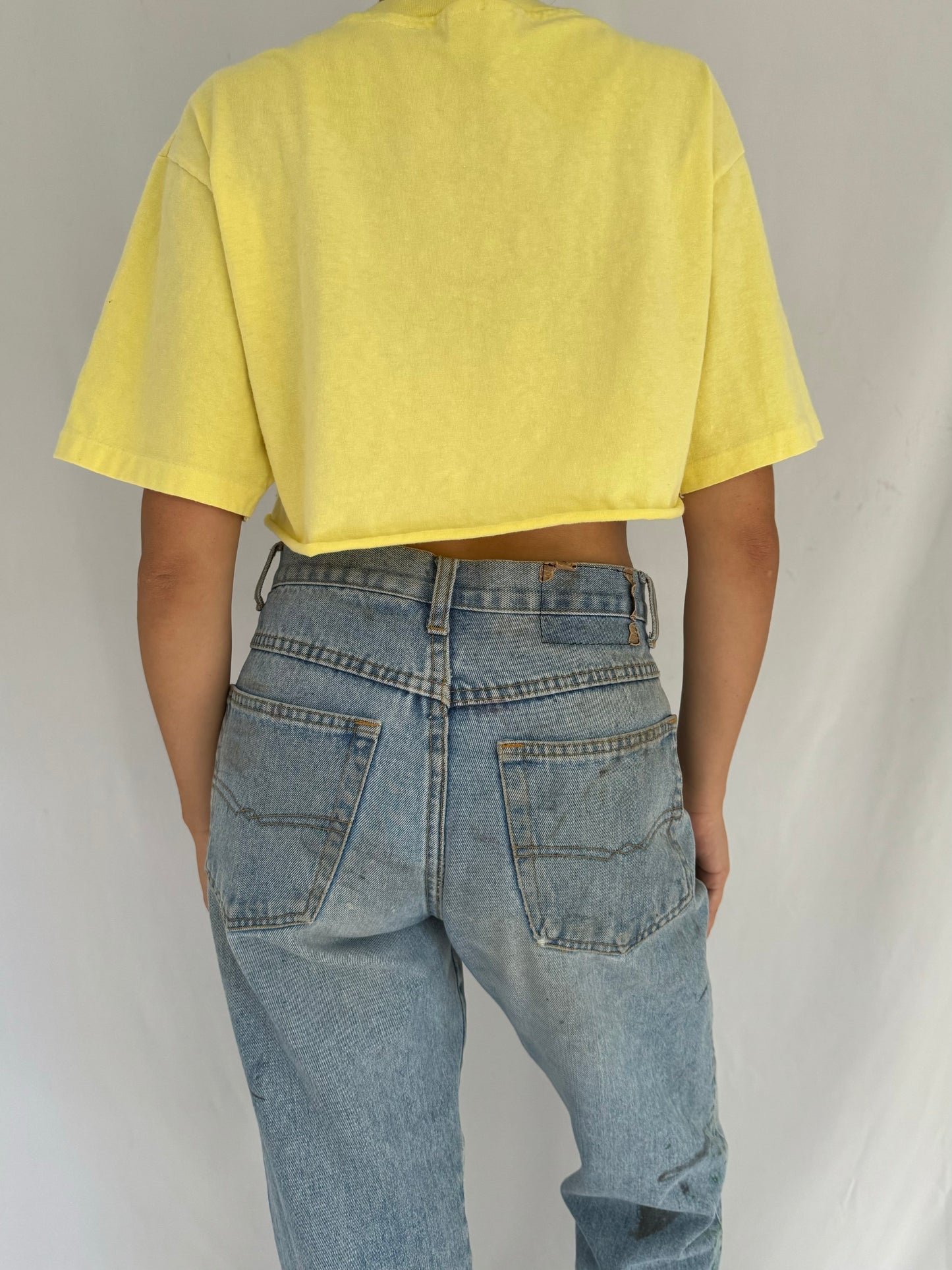 80s vintage san diego california beach graphic cropped tee shirt – medium | retro souvenir palm trees short sleeved crop top