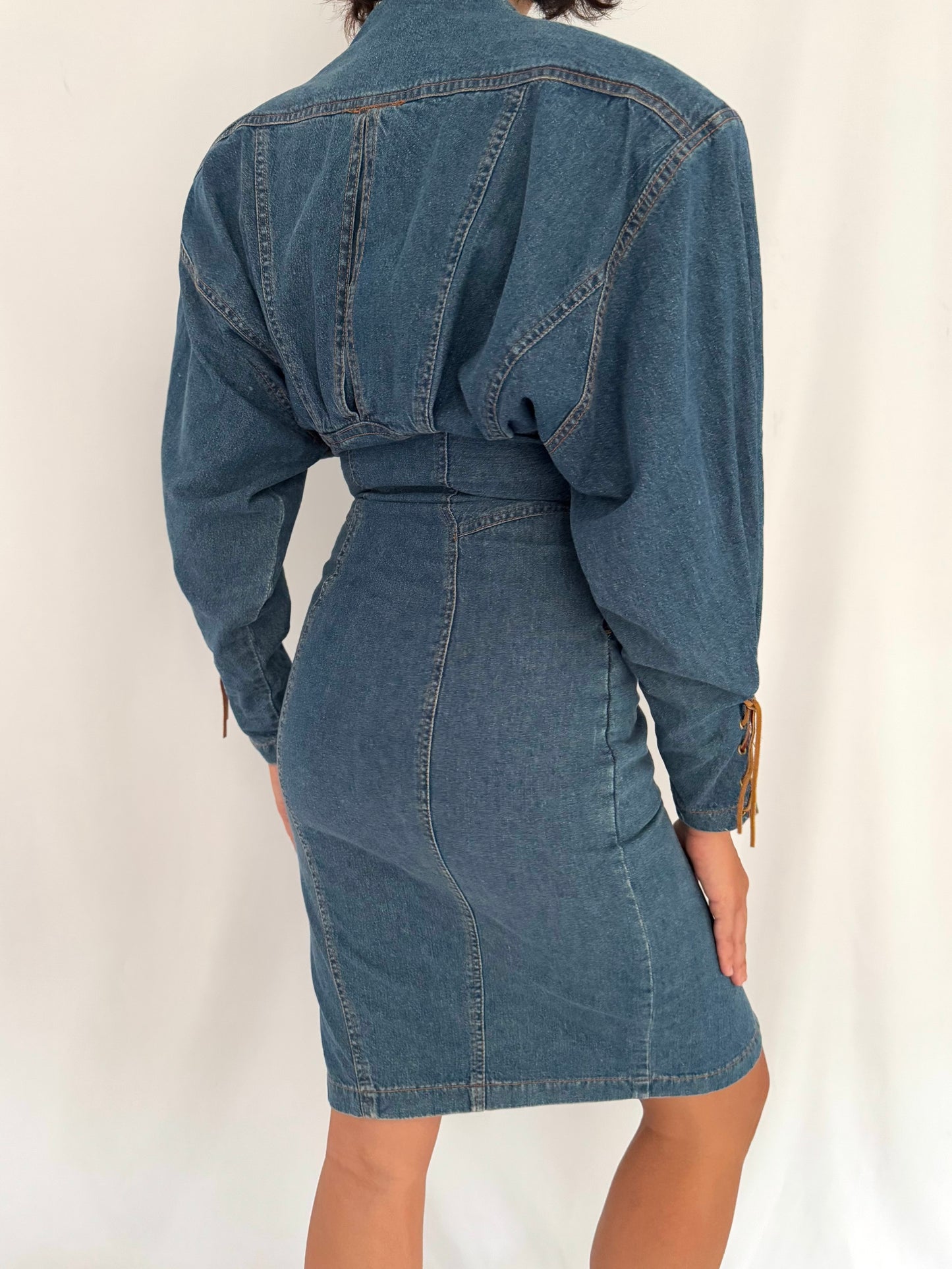 80s vintage blue denim fitted pencil full zip up jean dress – small | power dressing retro wiggle long sleeved dress