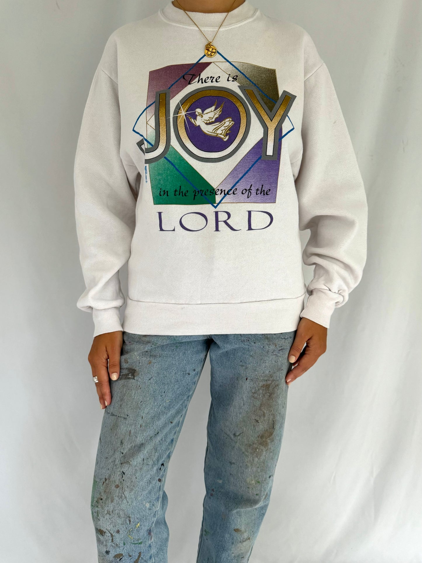 90s vintage white joy of the lord holiday graphic pullover sweater