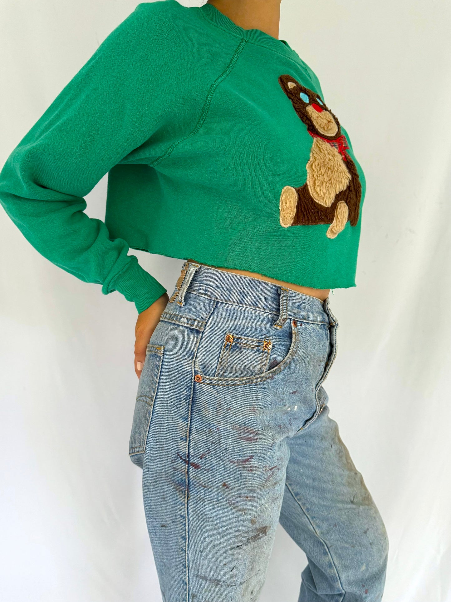 80s vintage green teddy bear holiday cropped pullover sweater