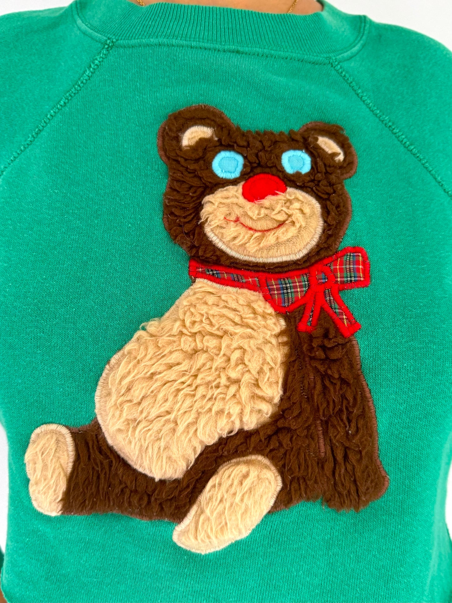 80s vintage green teddy bear holiday cropped pullover sweater