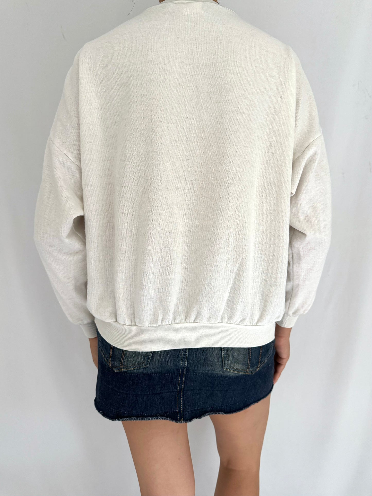 90s vintage white snowy winter wolves graphic pullover sweater