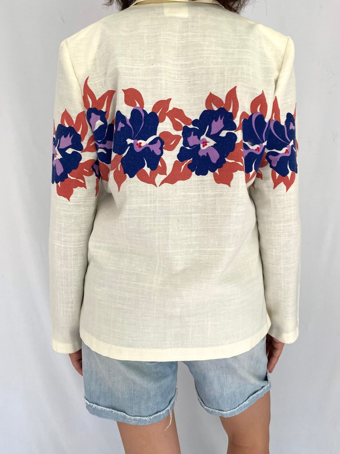 90s vintage cream floral hibiscus print open front blazer