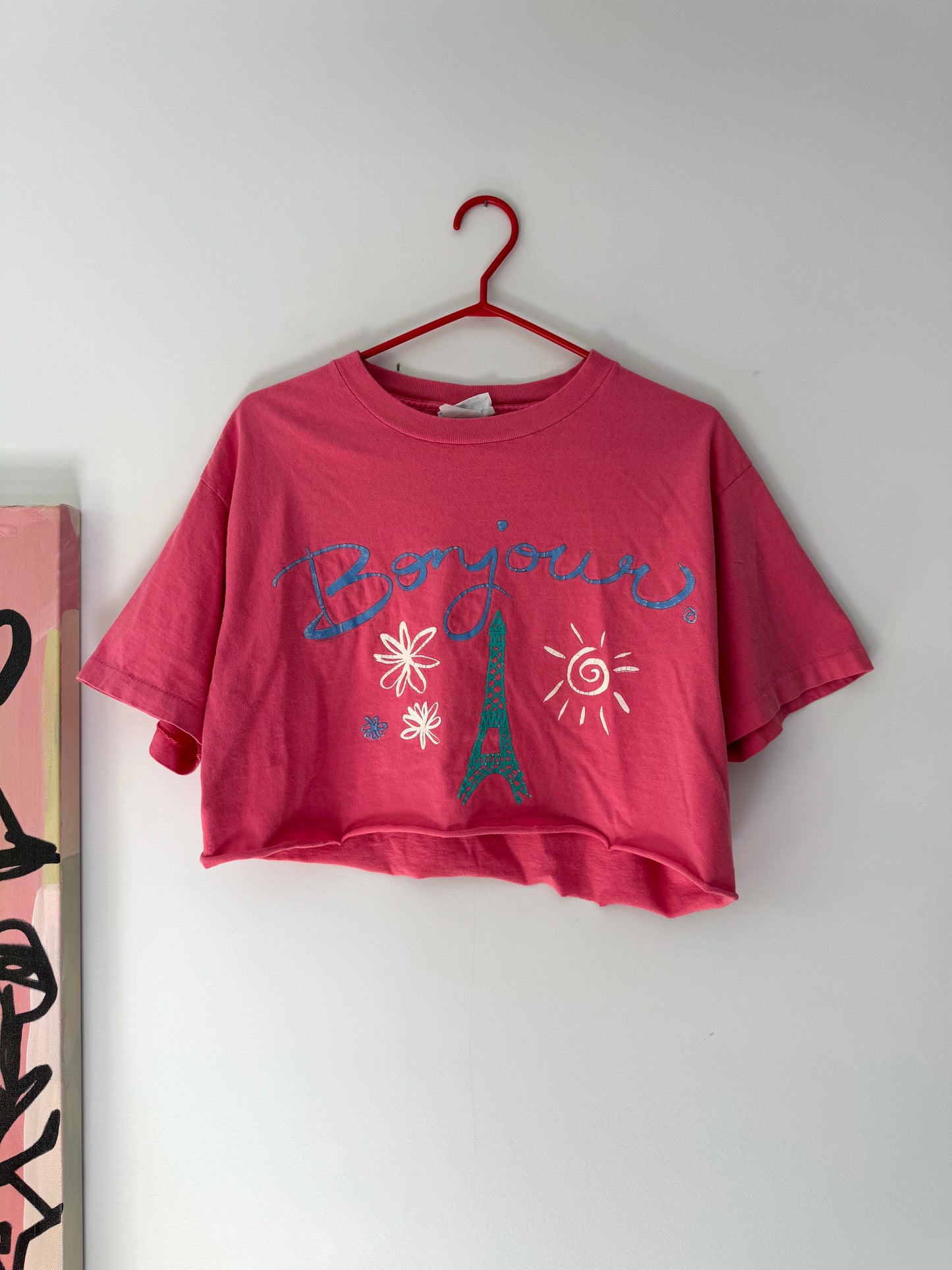 90s vintage pink bonjour paris graphic cropped tee shirt – medium | cute souvenir eiffel tower short sleeved cotton crop top