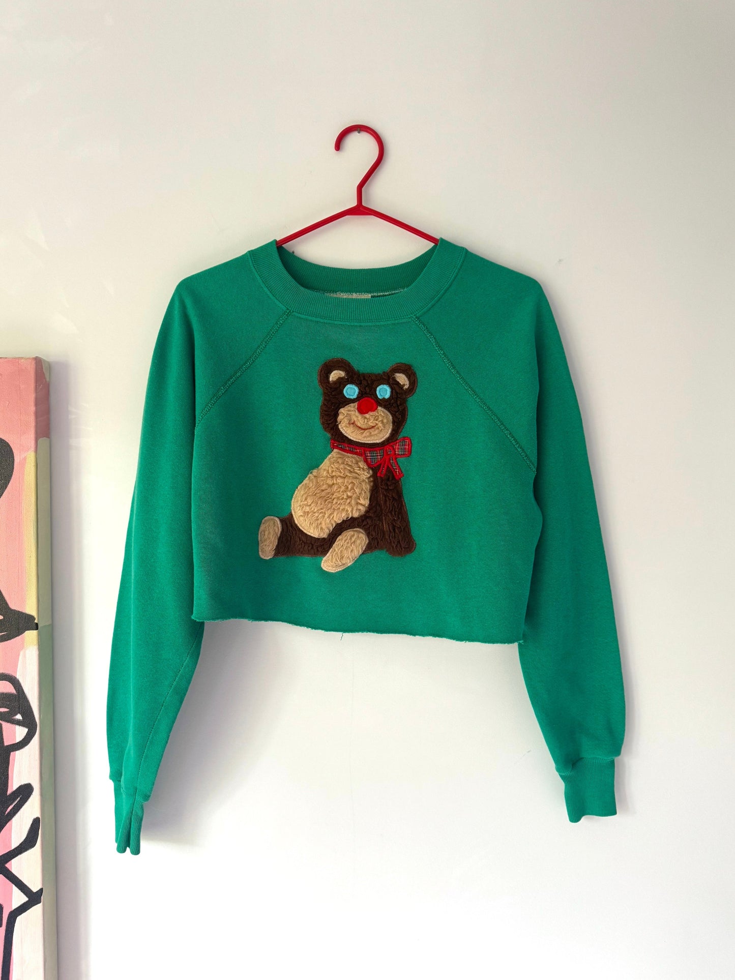 80s vintage green teddy bear holiday cropped pullover sweater