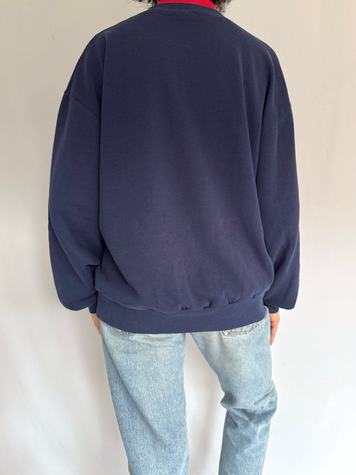 90s vintage navy blue winter holiday festive graphic pullover sweatshirt