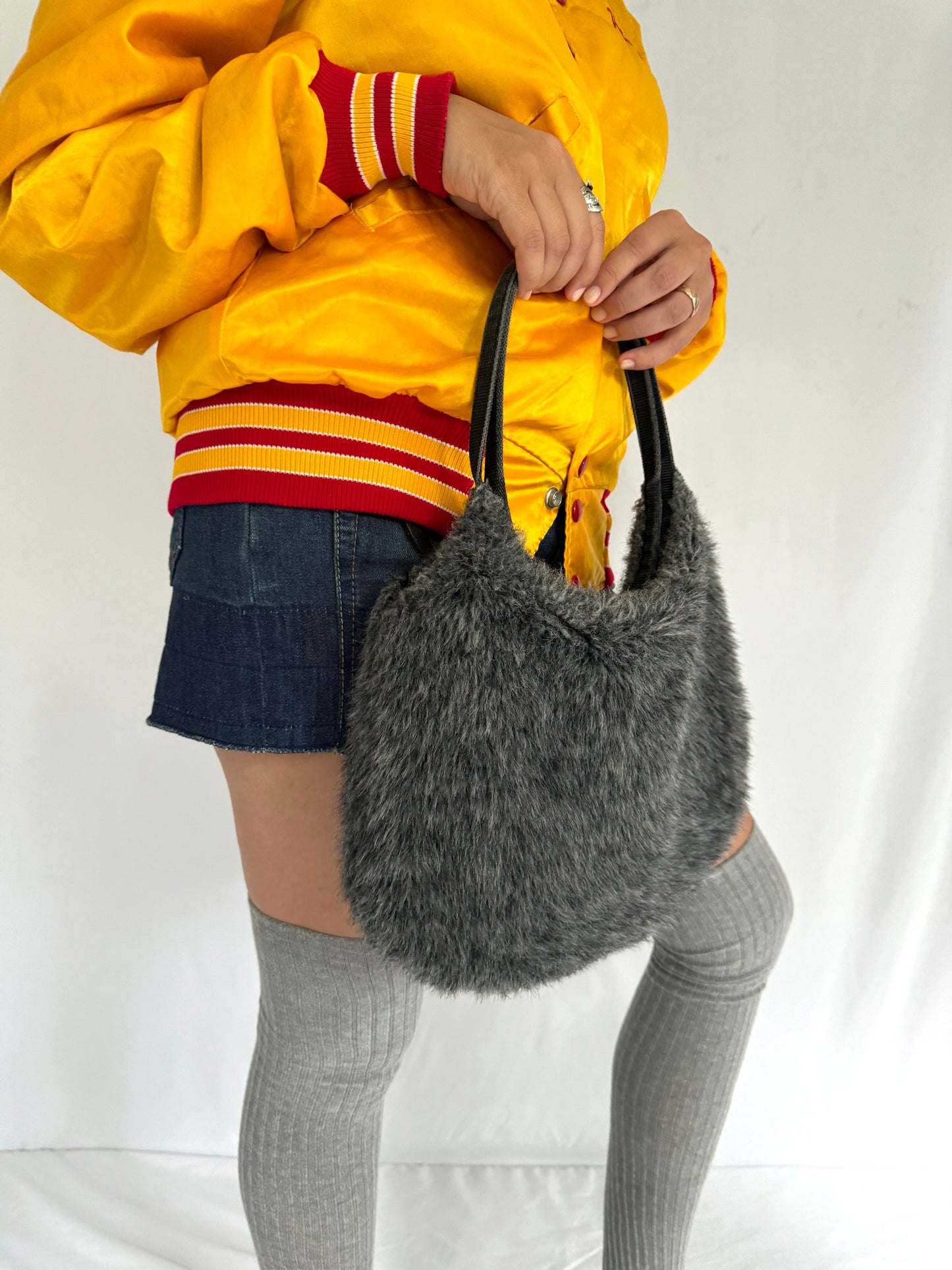 90s vintage grey faux fur fuzzy light shoulder bag