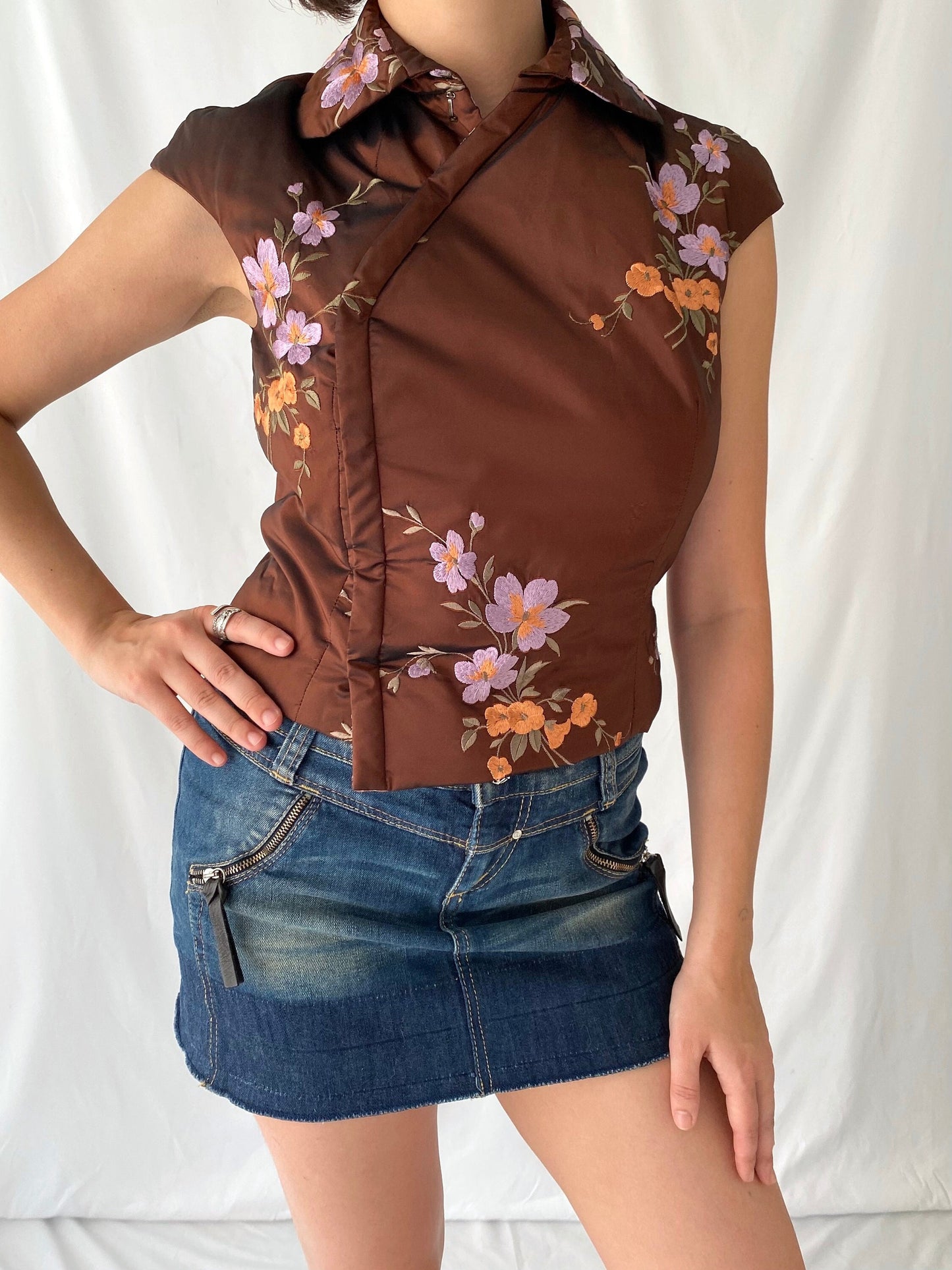 y2k vintage shiny brown floral embroidered puffy cropped vest - small | asian silk cotton satin collared waistcoat