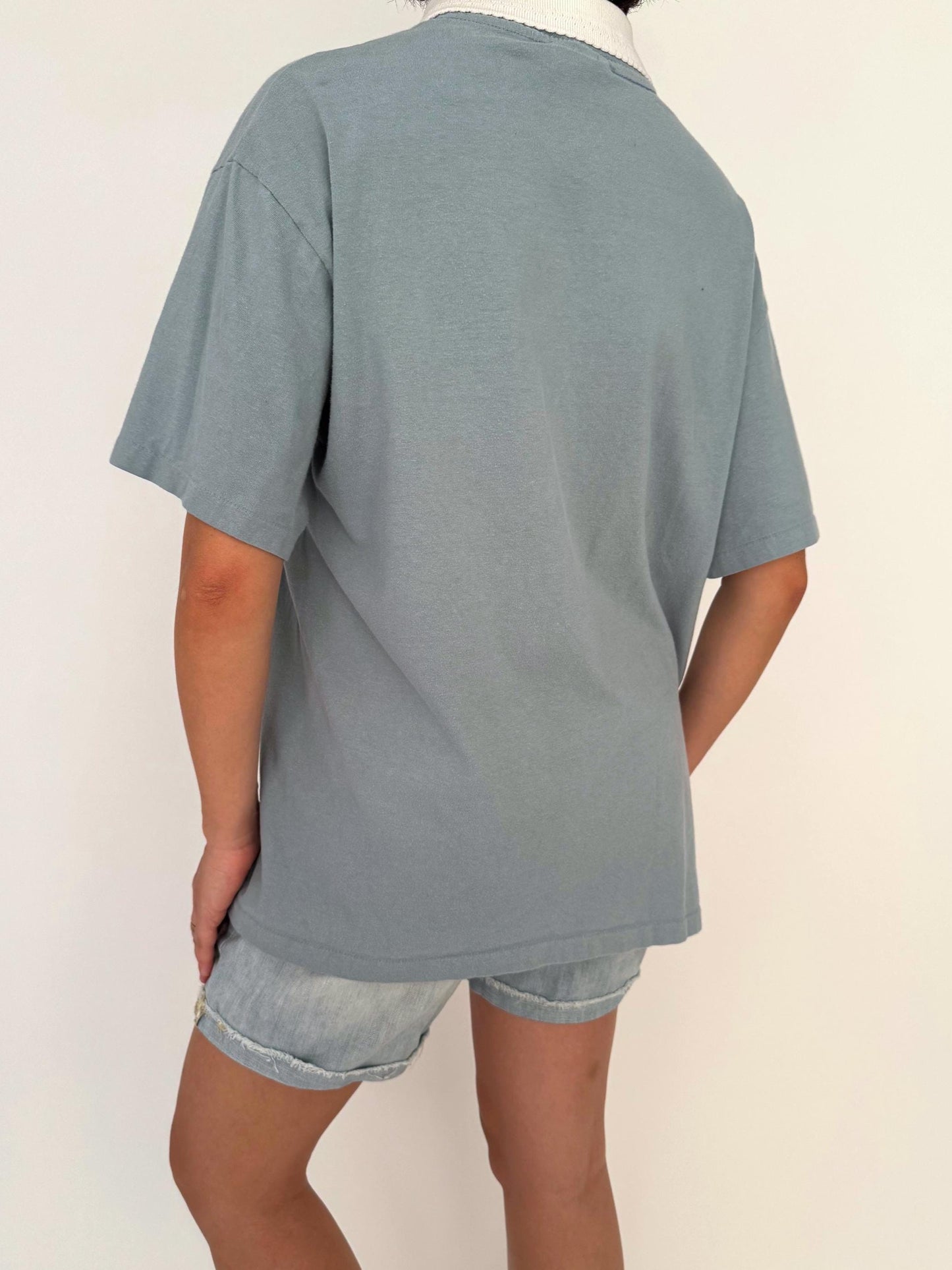 90s vintage bunnies animal graphic collared top – large | outdoor nature distressed short sleeved shirt