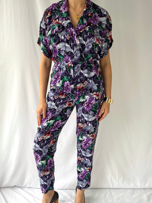 80s 90s vintage purple multicolor floral short sleeved collared jumpsuit – small | novelty retro abstract funky tapered pantsuit