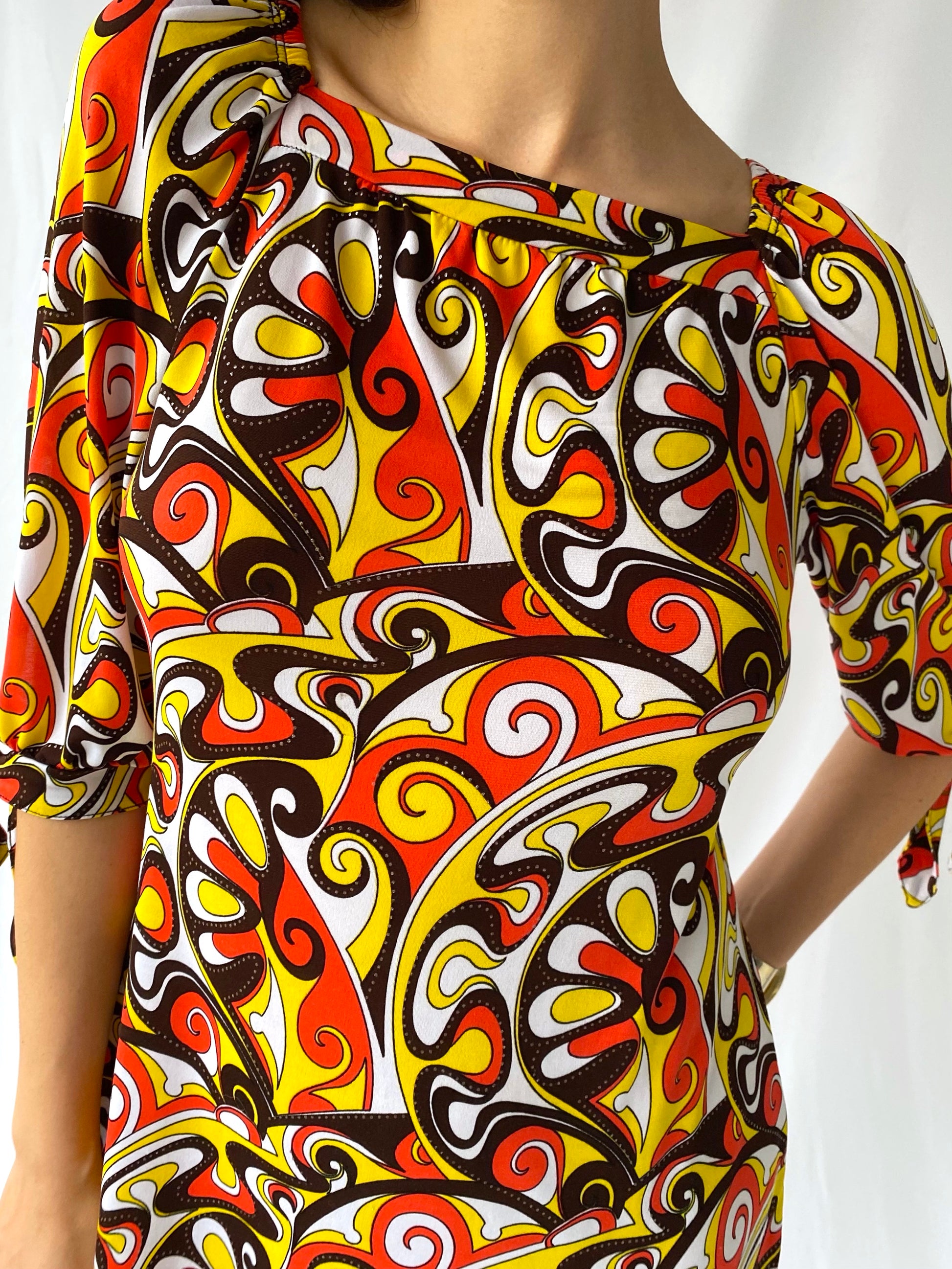90s does 60s vintage colorful groovy half sleeved dress