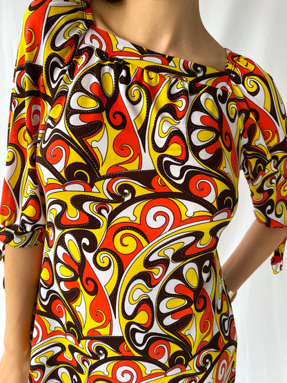 90s does 60s vintage colorful groovy half sleeved dress