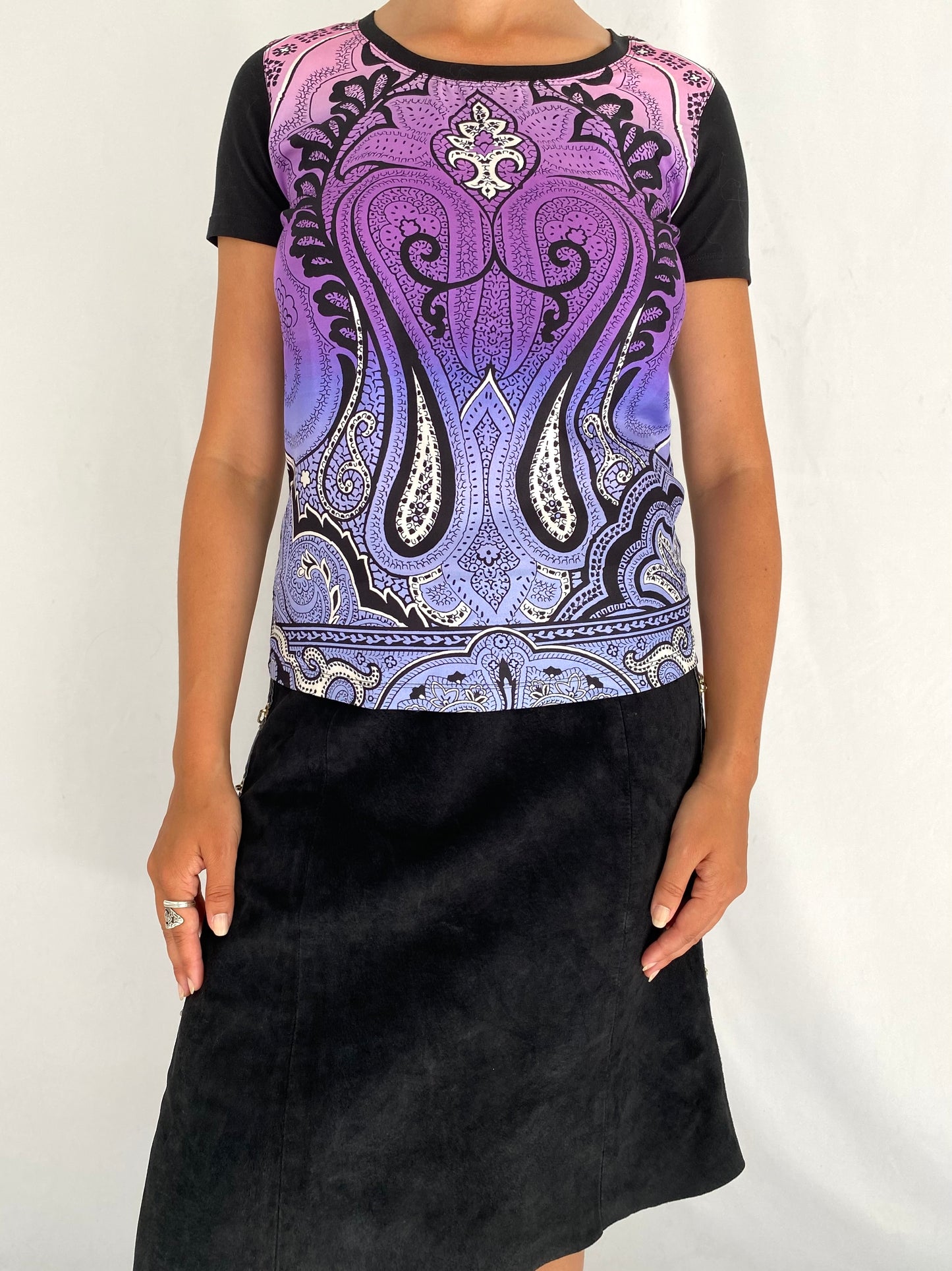 90s ETRO multicolor paisley silk short sleeved tshirt – small, medium | unique graphic abstract print blouse