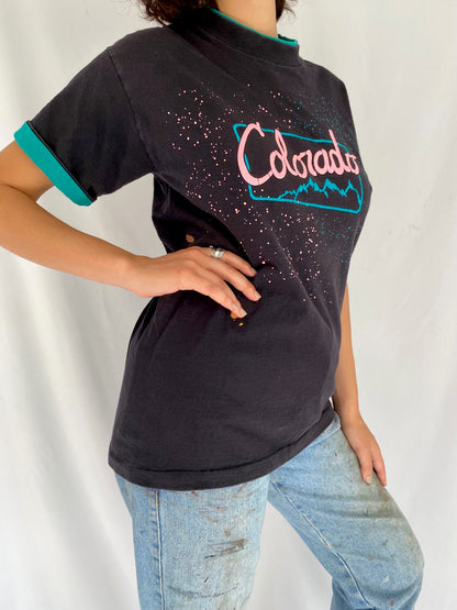 90s vintage black Colorado short sleeved graphic tee shirt