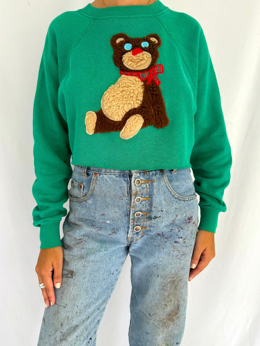 80s vintage green teddy bear holiday cropped pullover sweater – small, medium | christmas print long sleeved sweatshirt