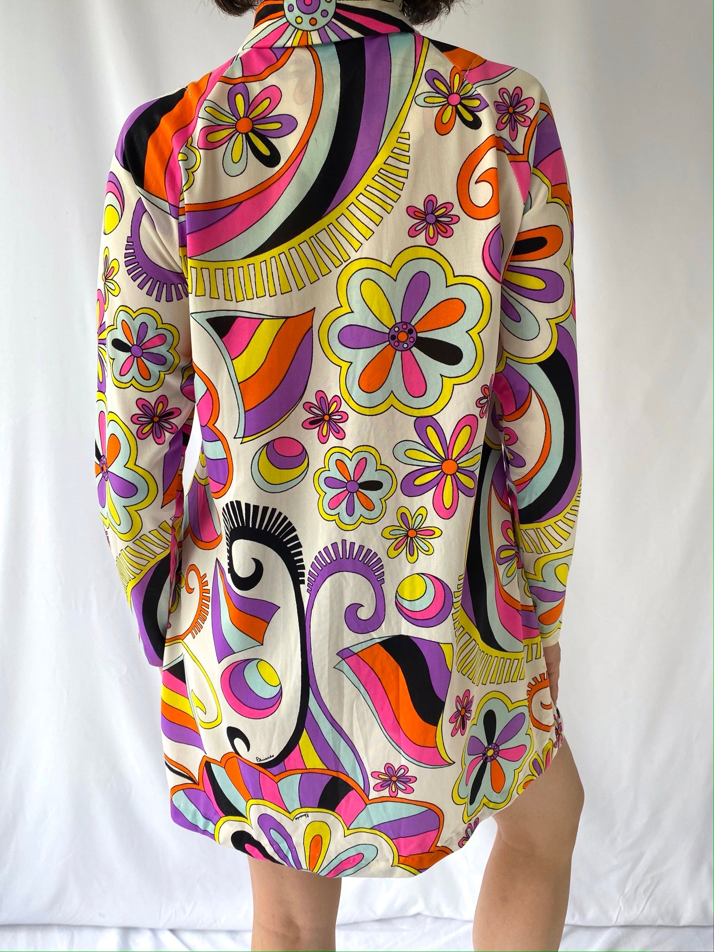 70s vintage colorful abstract groovy long sleeved minidress