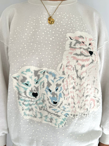 90s vintage white snowy winter wolves graphic pullover sweater – small | pastel cute animal outdoor puffy cotton crewneck sweatshirt