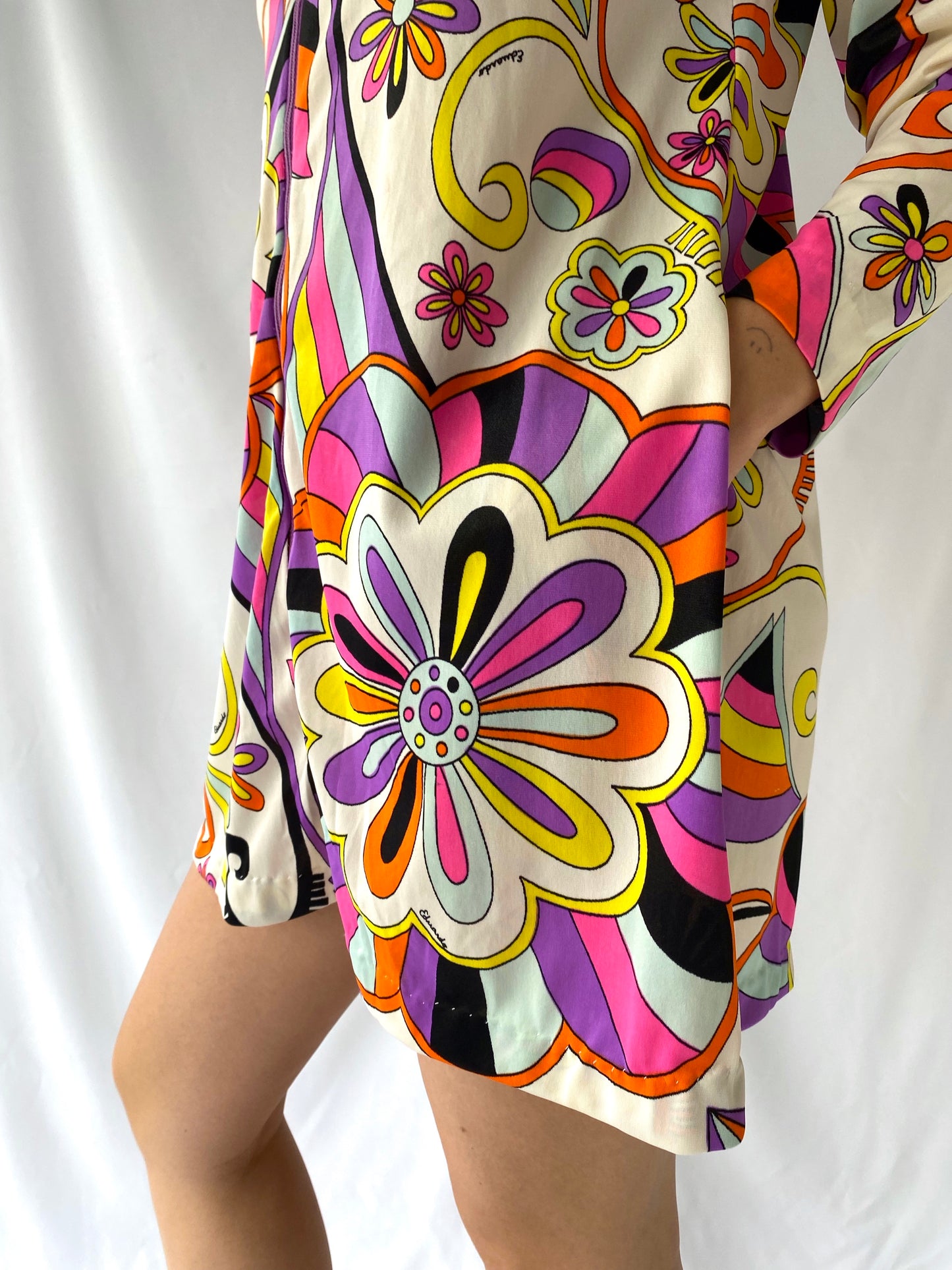 70s vintage colorful abstract groovy long sleeved minidress