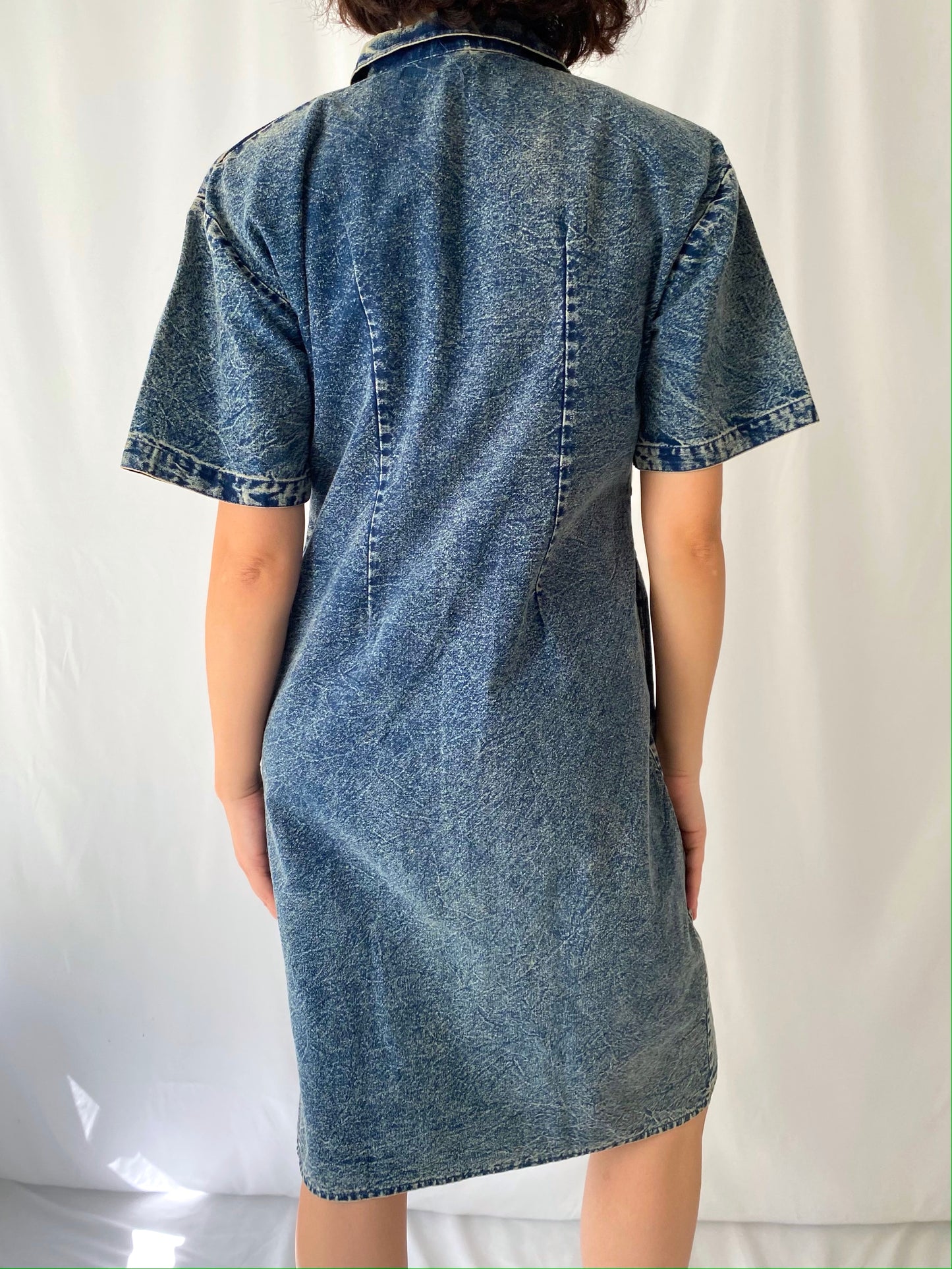 80s vintage blue acid wash denim embellished midi dress – medium, large | retro floral sequins short sleeved button up collared dress