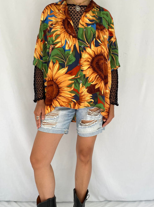 90s vintage sunflower print button up blouse – medium, large | flowers nature collared half sleeved shirt