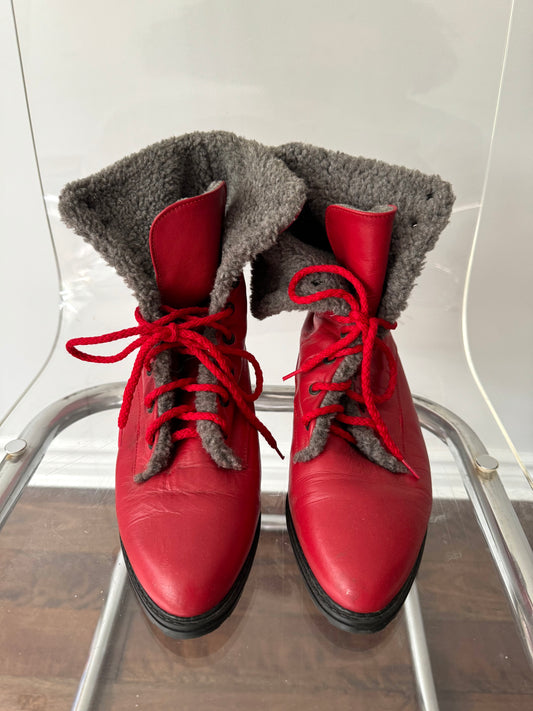 90s vintage red leather fuzzy lace up short ankle boots - womens US 7.5 8 | fall winter wool faux fur lined low heel flat booties