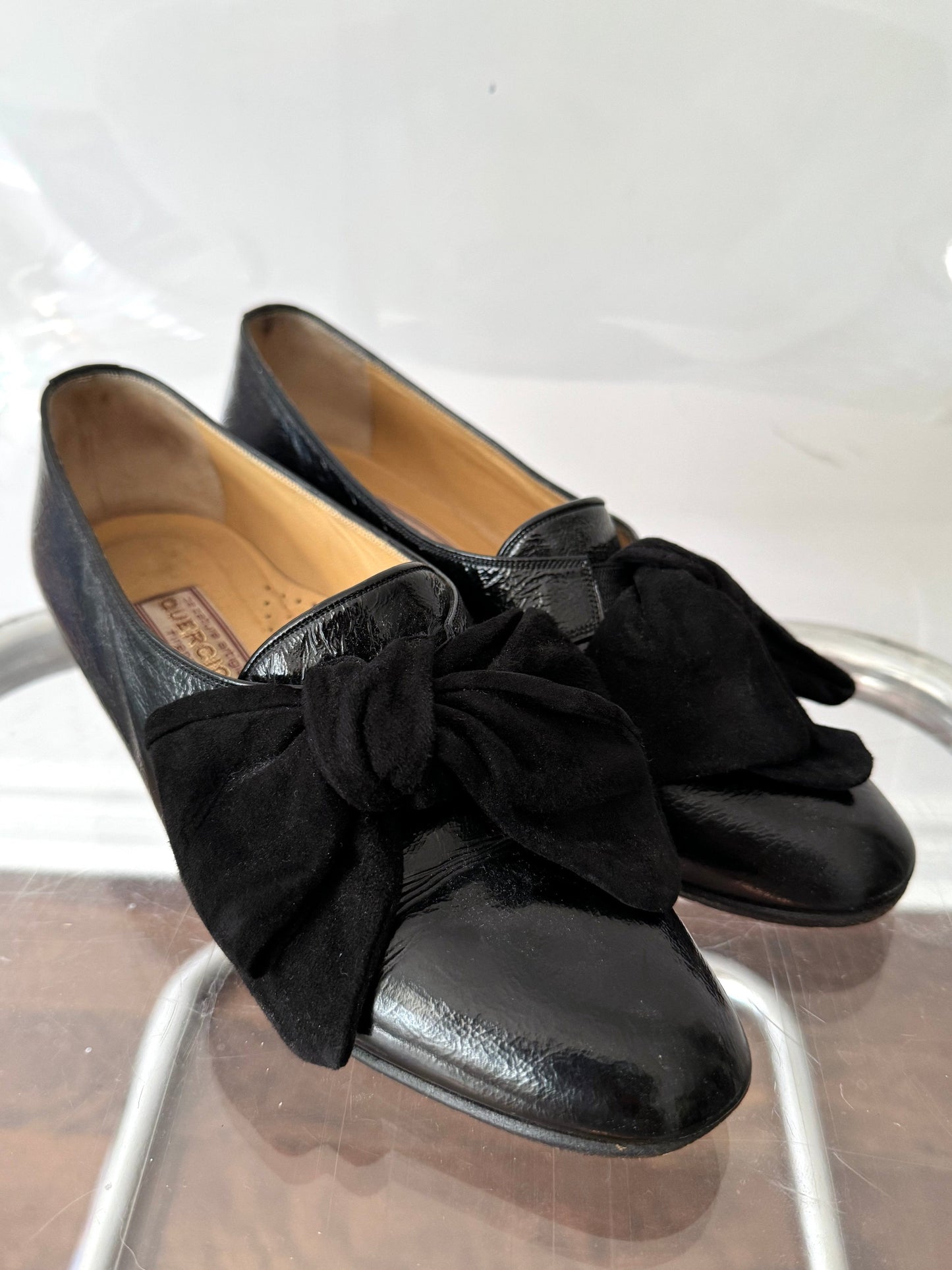 80s vintage black leather bow flat party shoes - womens US 7 EUR 37.5 | made in italy retro shiny loafers