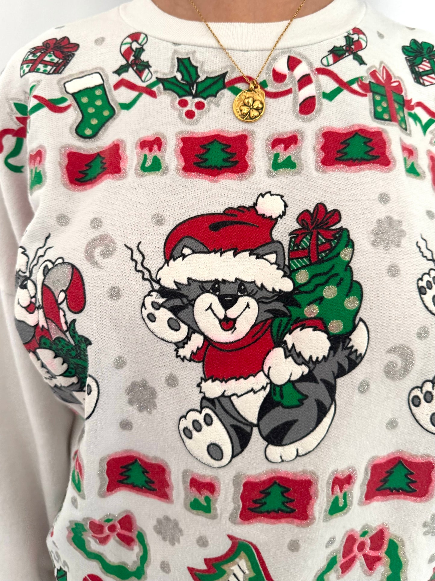 90s vintage festive kittens cats christmas graphic pullover sweater – small | sparkly holiday winter cute cartoon animal crewneck sweatshirt