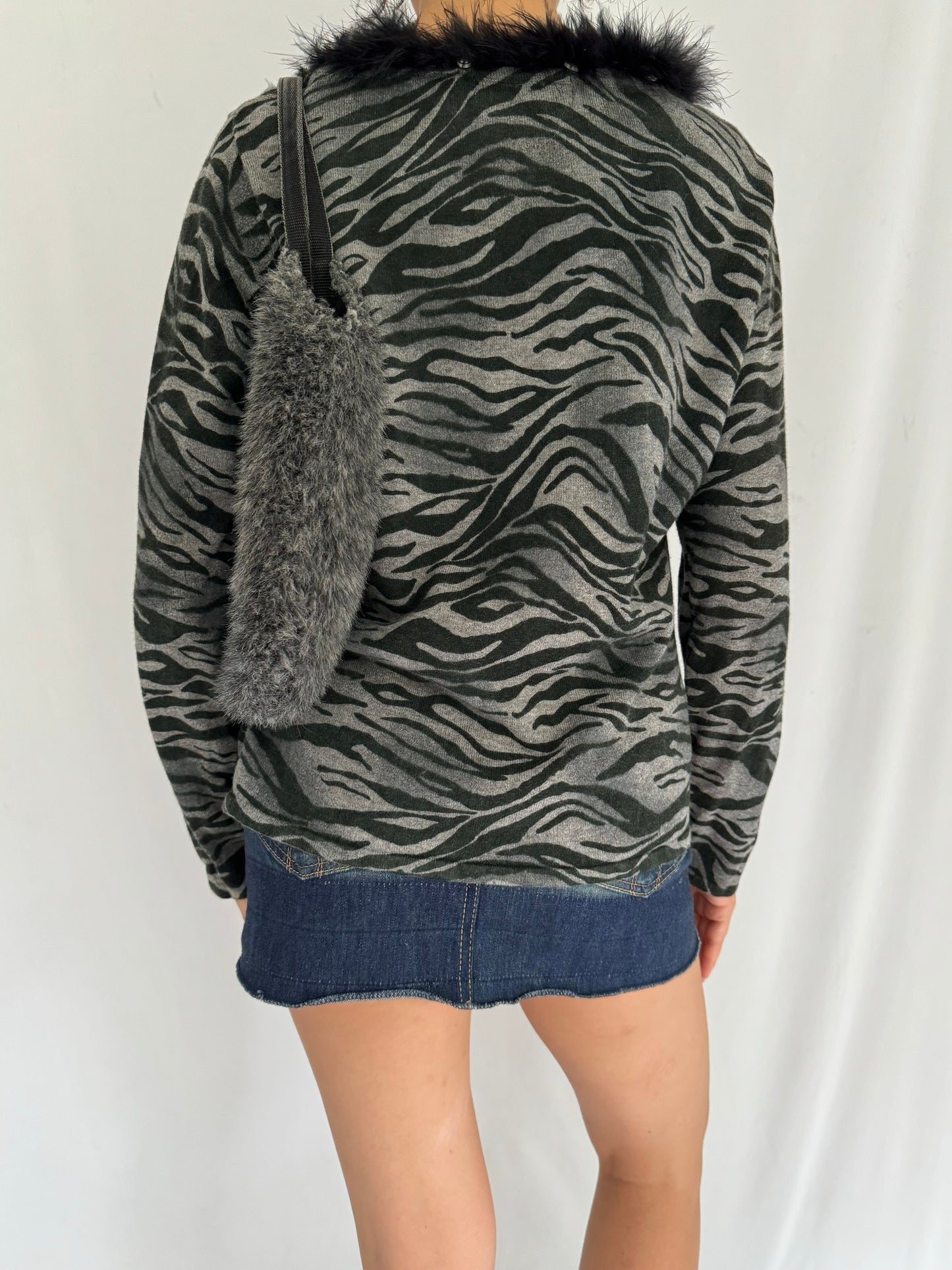 90s vintage grey zebra stripes feather trim top – medium | unique funky animal print long sleeved shirt