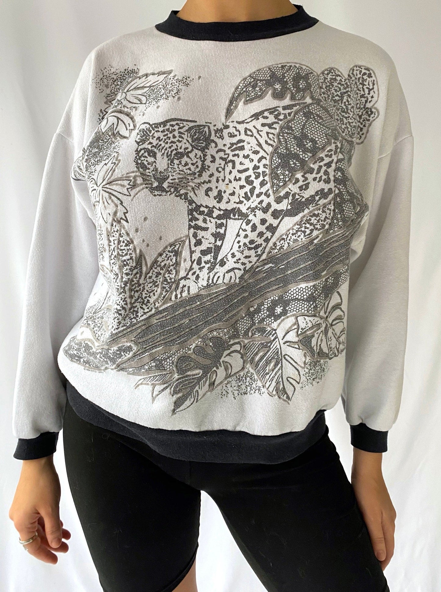 80s vintage white black leopard animal print pullover sweater – small | tiger jungle retro glitter crewneck sweatshirt