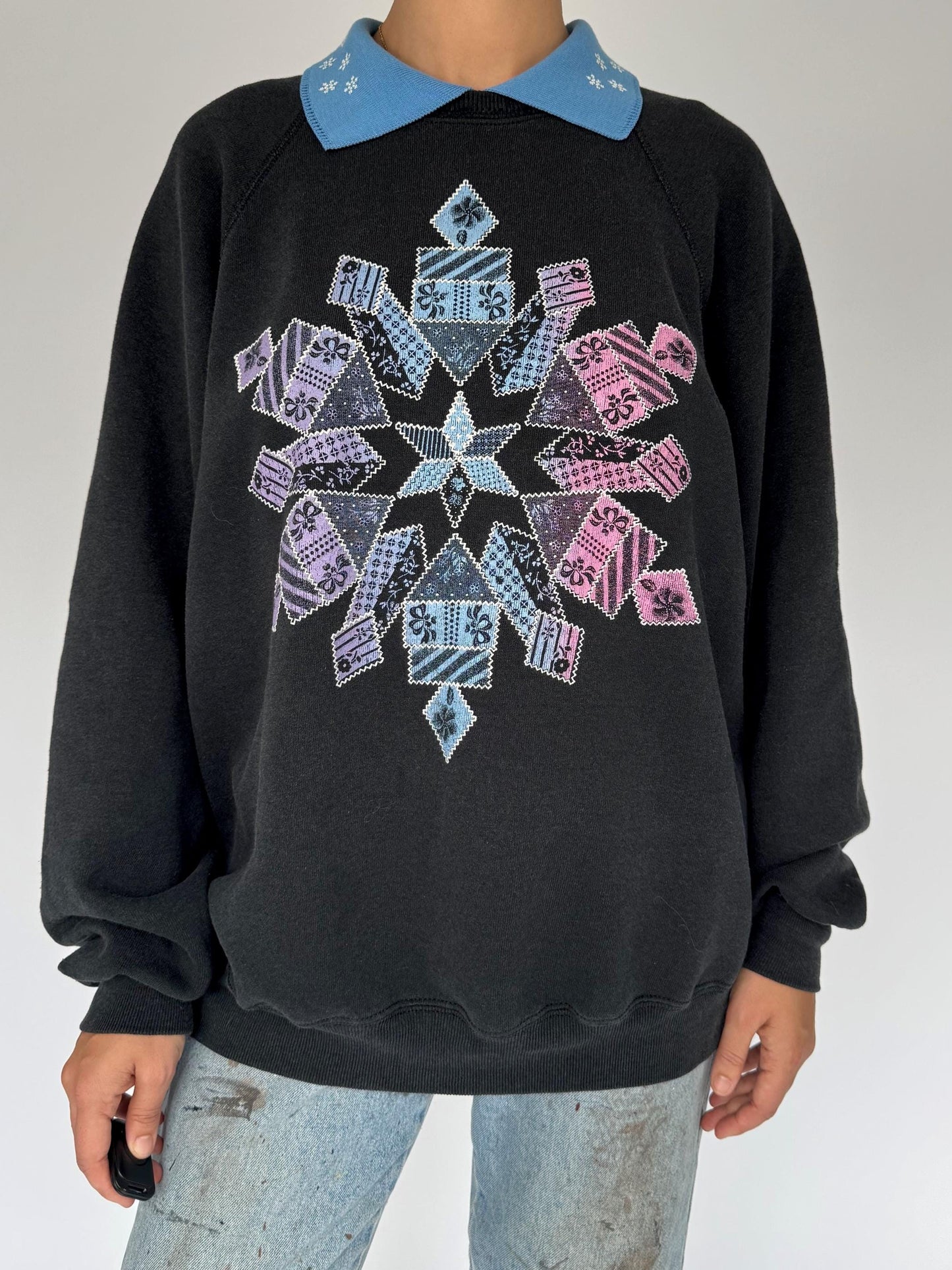 90s vintage black winter snowflake made in USA pullover sweatshirt – extra large