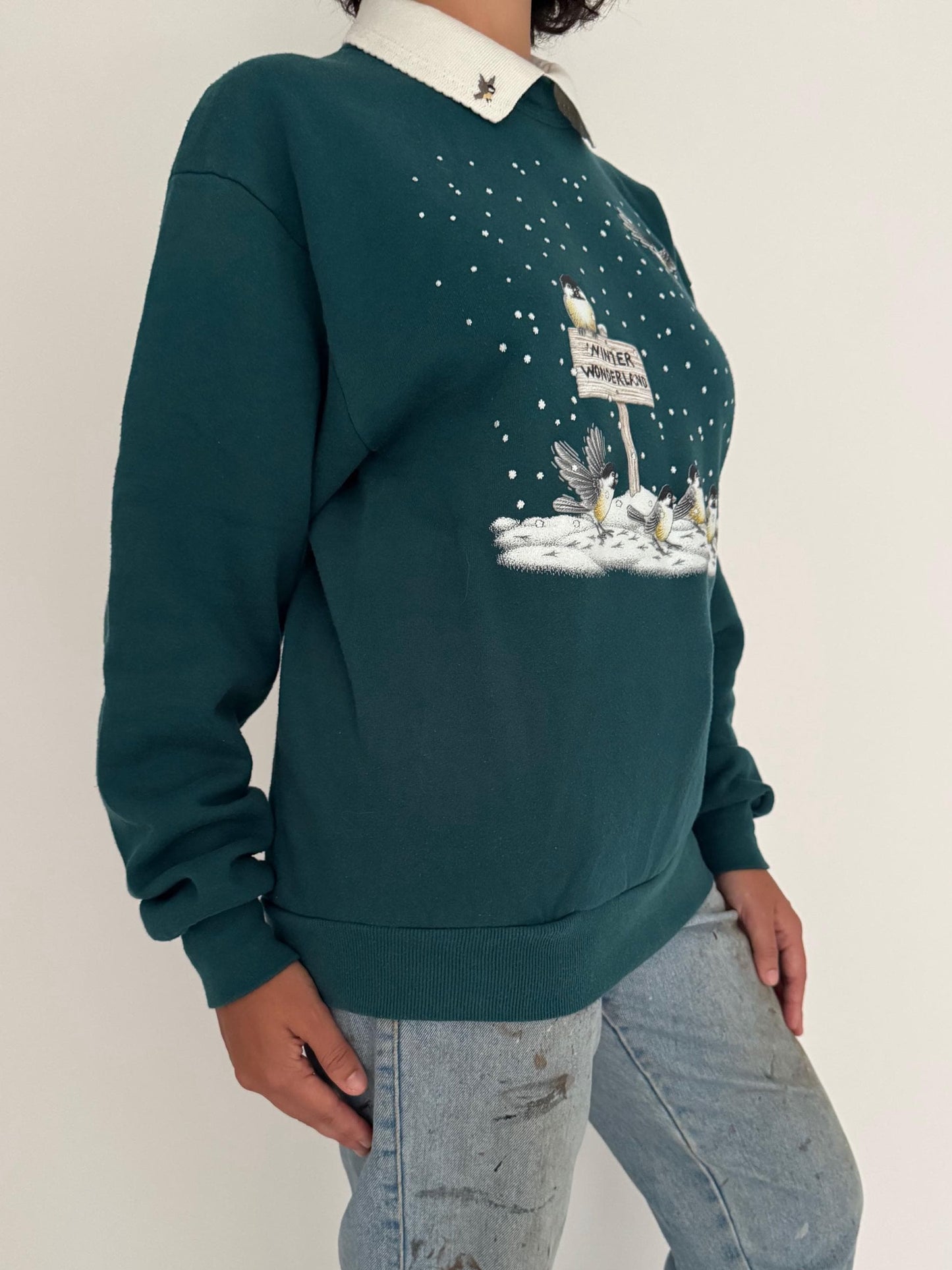 90s vintage green winter wonderland bird graphic pullover sweatshirt – medium