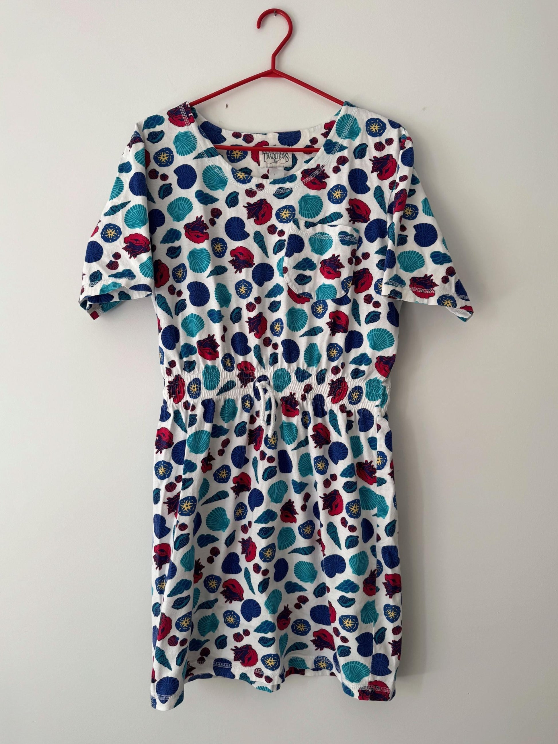 90s vintage novelty seashell print cotton dress – medium | short sleeved summer vacation cover up