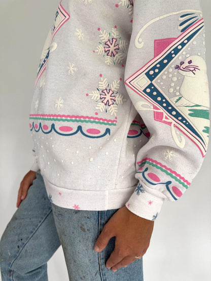 90s vintage seal animal print snowy winter graphic pullover sweatshirt – small, medium