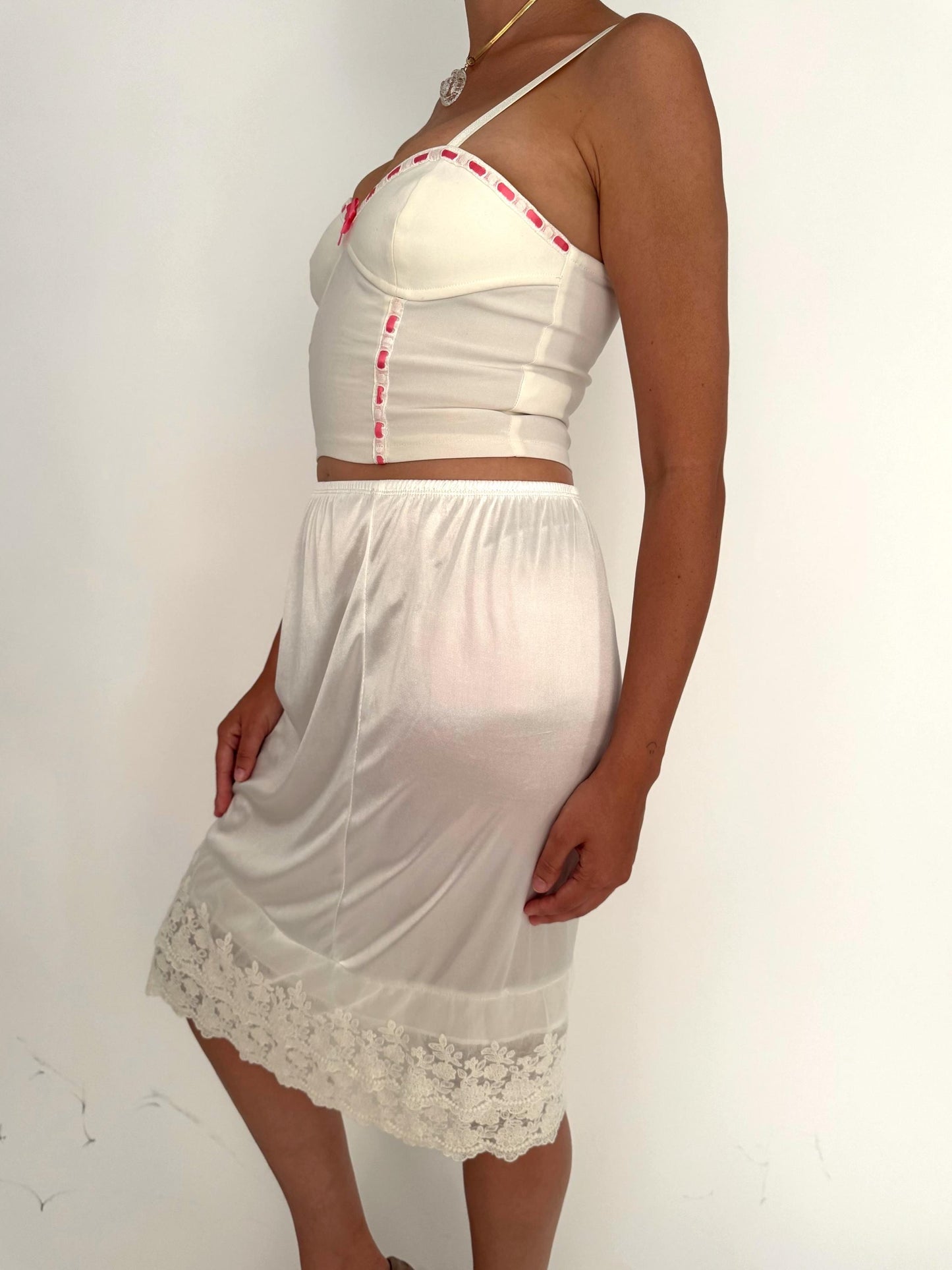 y2k vintage white pink lace ribbon trim cropped cami tank top – small | made in Italy coquette kawaii bustier