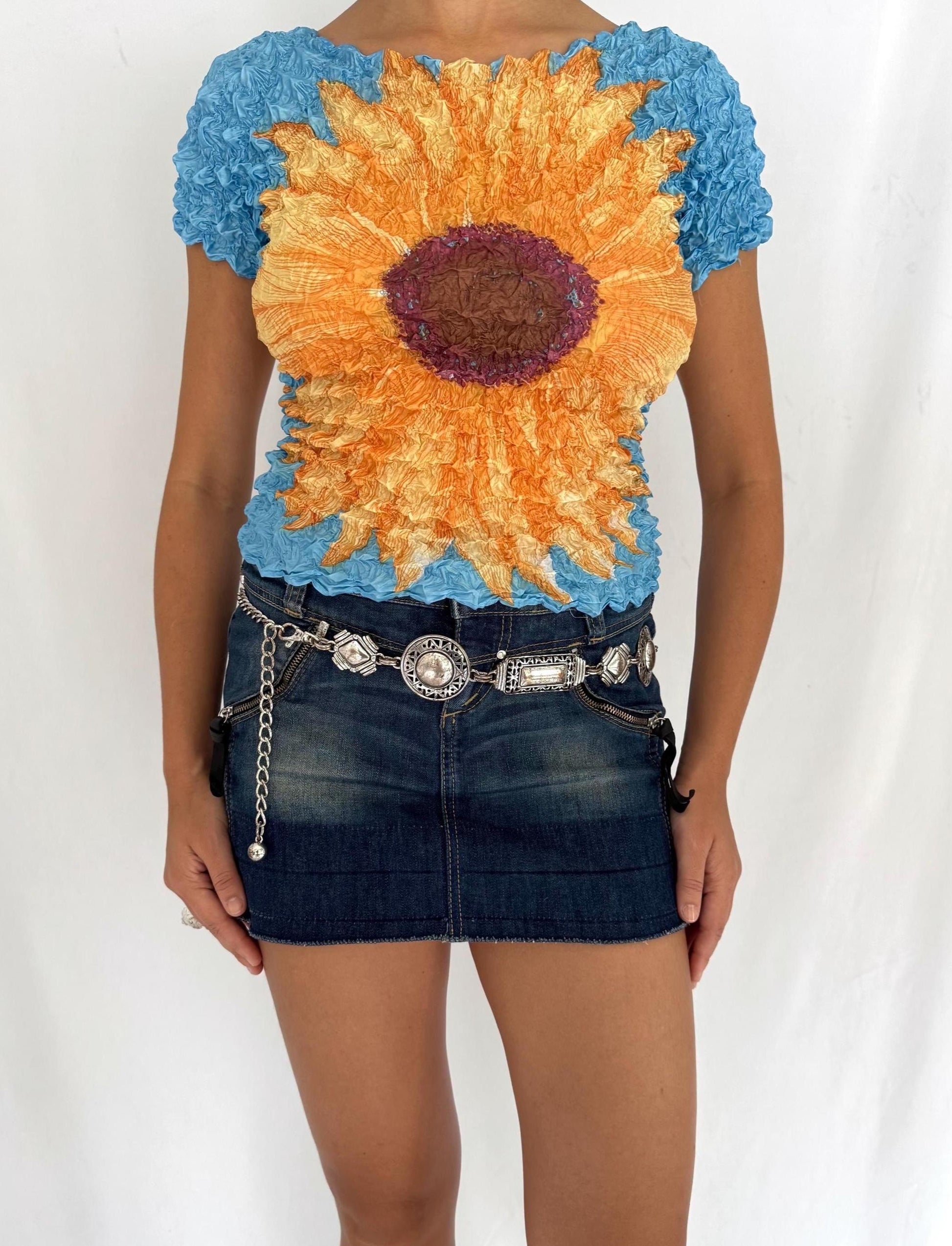 90s vintage blue multicolor sunflower floral graphic popcorn crop top
