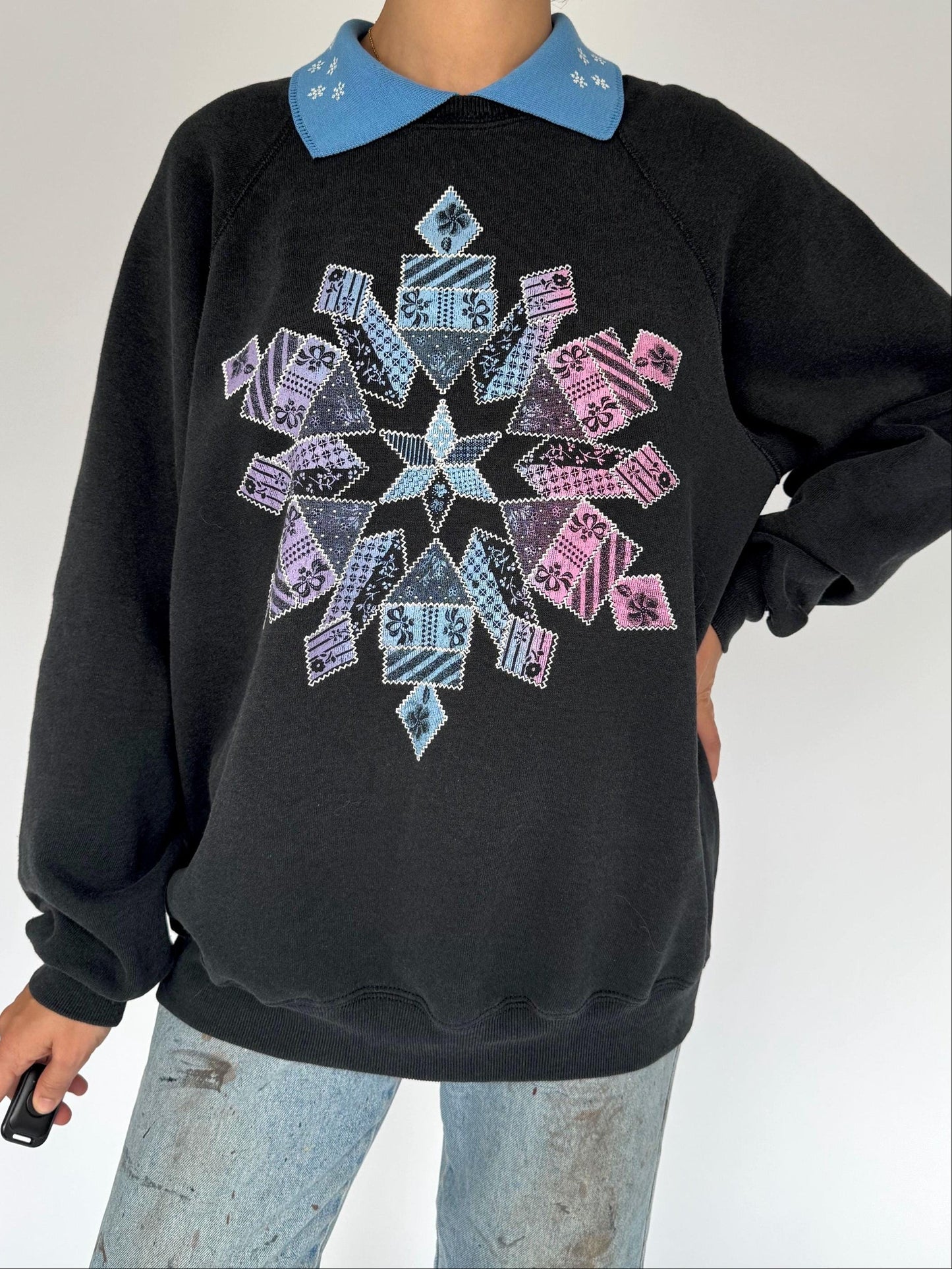 90s vintage black winter snowflake made in USA pullover sweatshirt – extra large