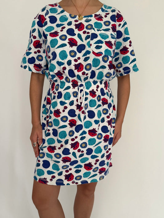 90s vintage novelty seashell print cotton dress – medium | short sleeved summer vacation cover up